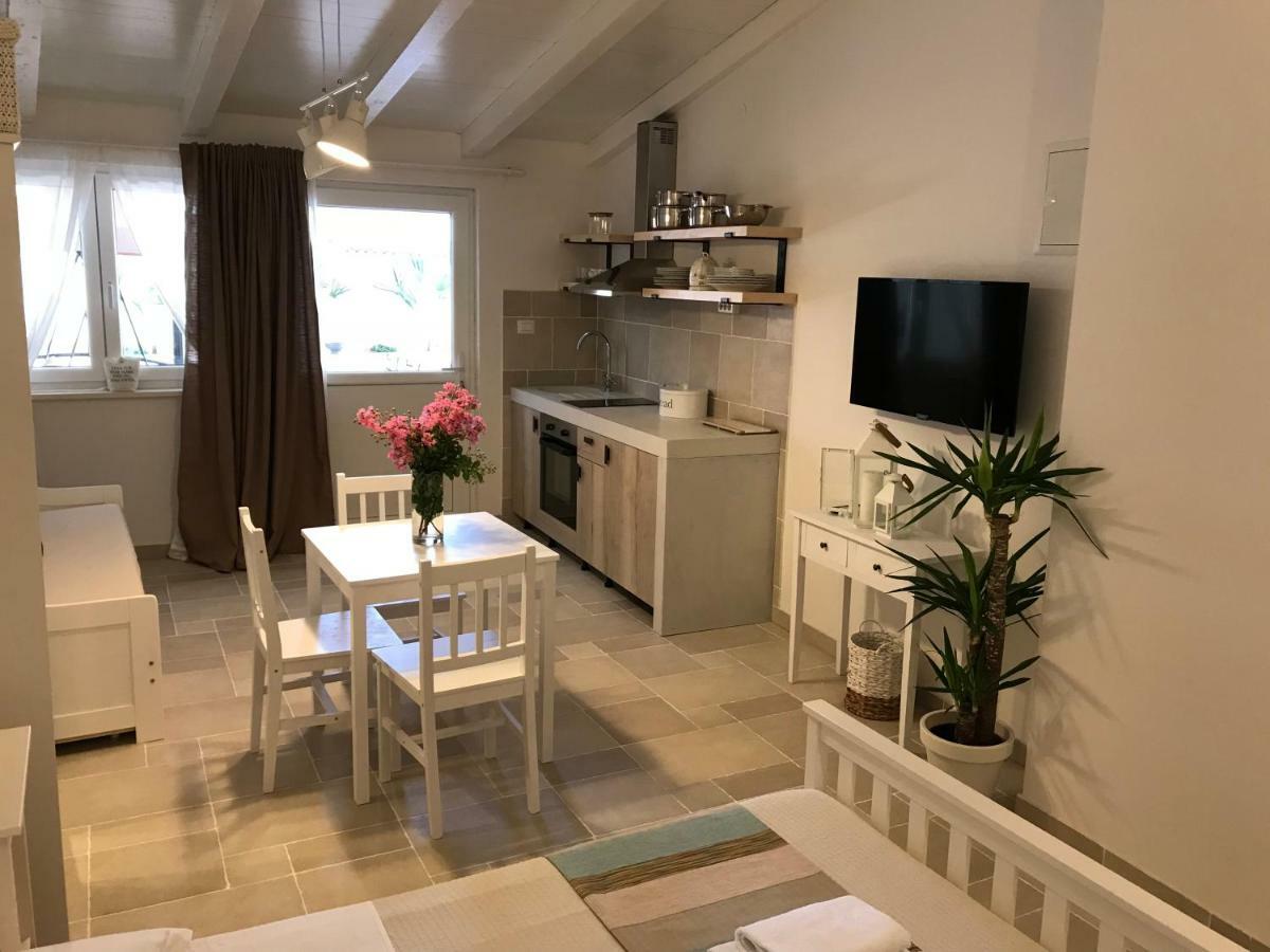 Apartments Rita Zadar Room photo